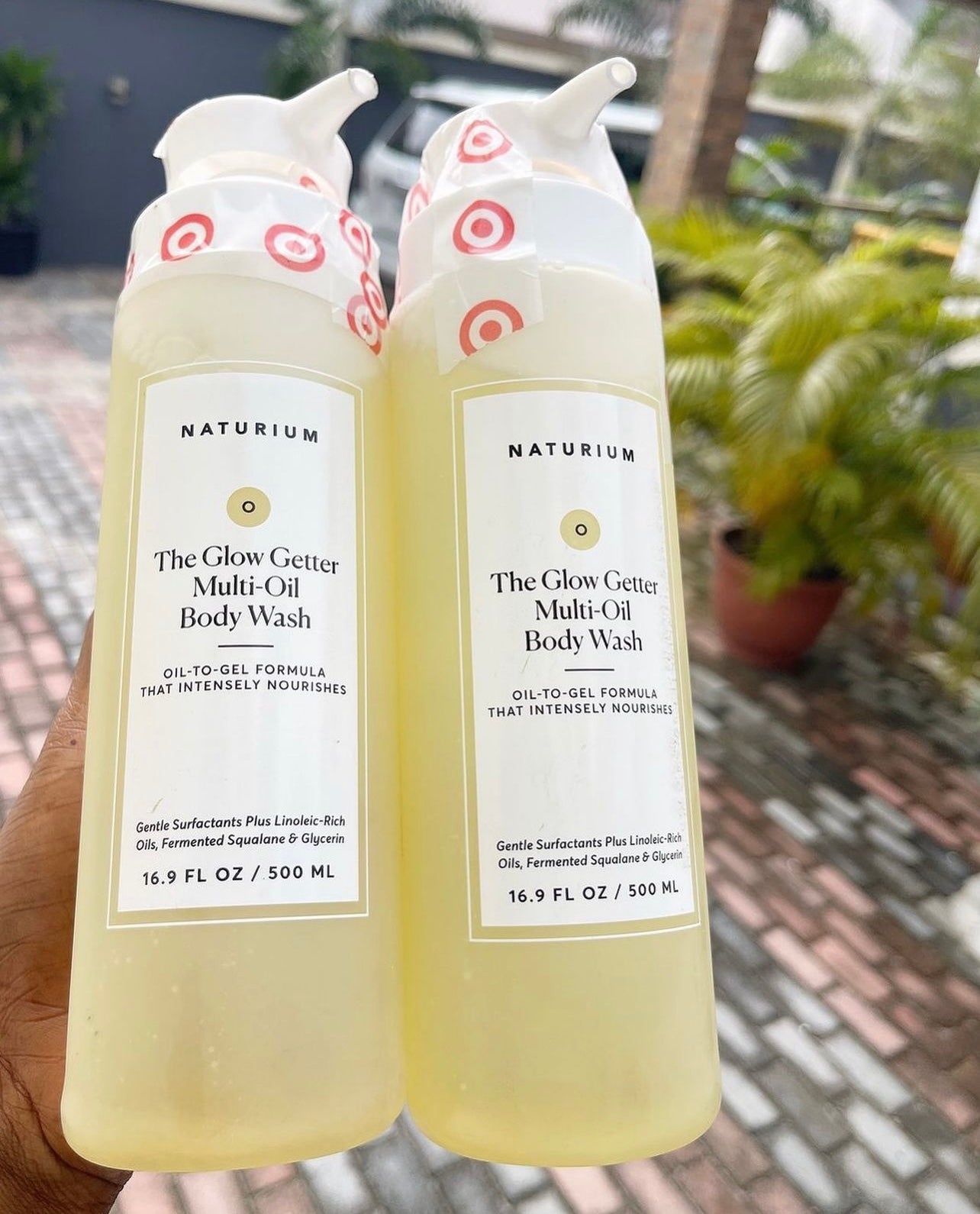 NATURUIM - THE GLOW GETTER MULTI-OIL HYDRATING BODY WASH