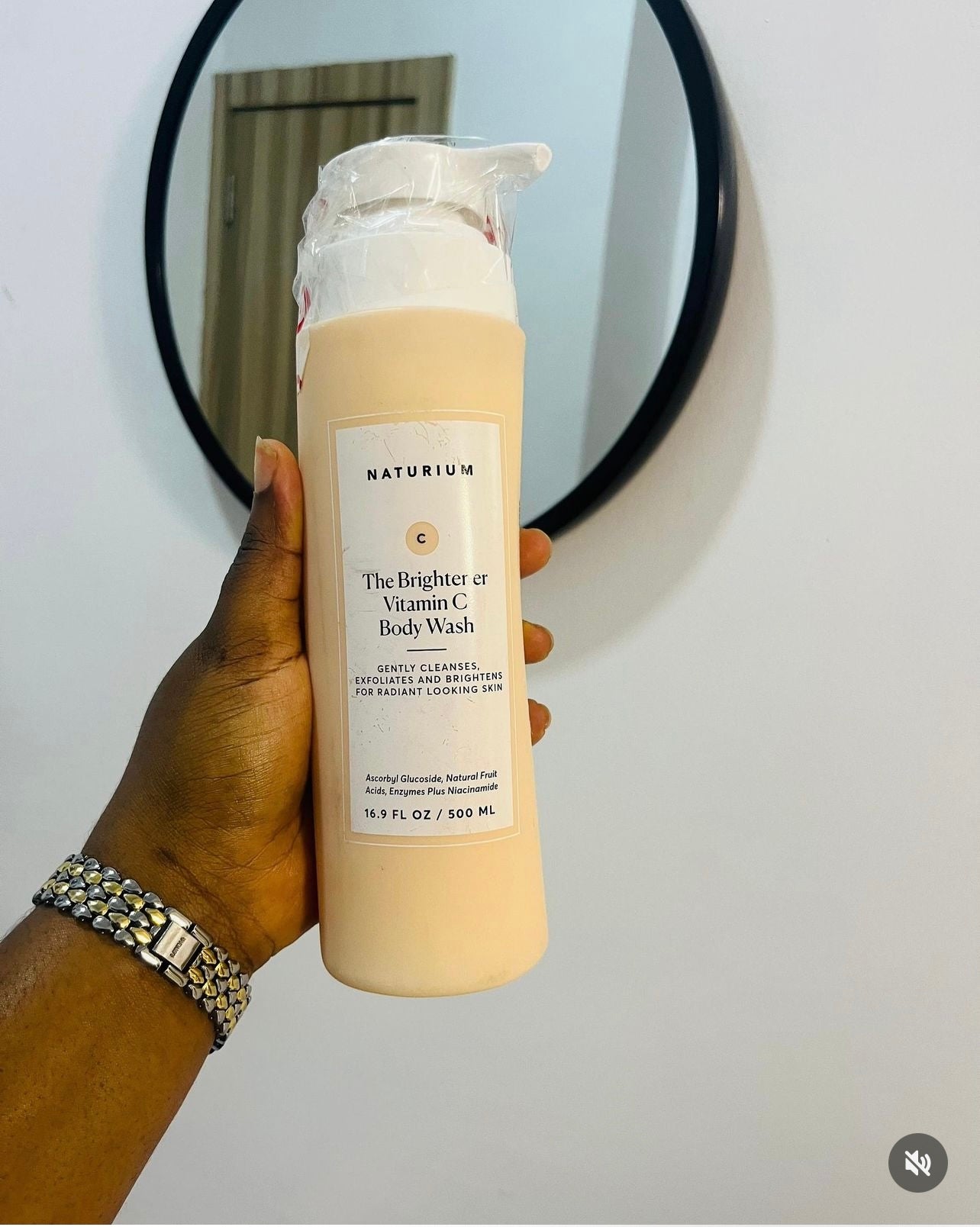 NATURUIM - THE BRIGHTENER VITAMIN C BRIGHTENING BODY WASH